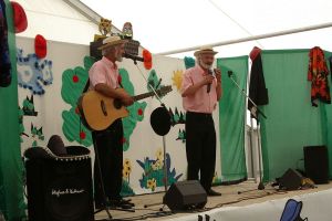 2004 - Mardi 6 juillet : matinée enfantine Jacky Den