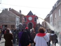 2010 - Le Clergé Grand-Rechaintois : Cortège