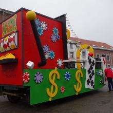 1136